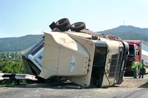 Why Are Truck Accident Claims More Complicated Than Car Accident Claims?